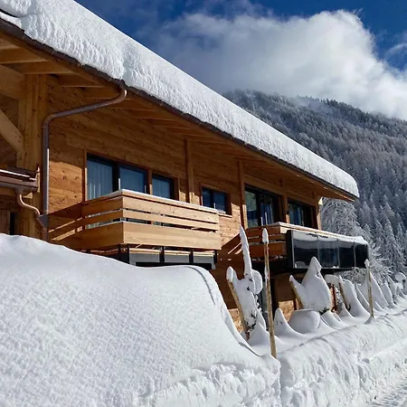 Aikoa Chalet *